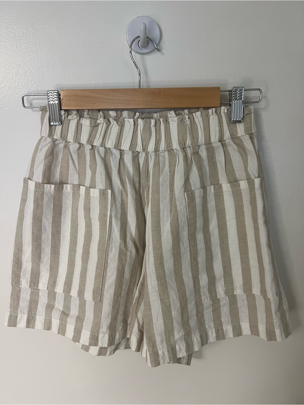 Rylee + Cru Beige & White Striped Linen Button-Up Matching Set Coastal Resort - Picture 7 of 9